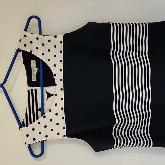 Navy and white dress - Picture 2 of 8